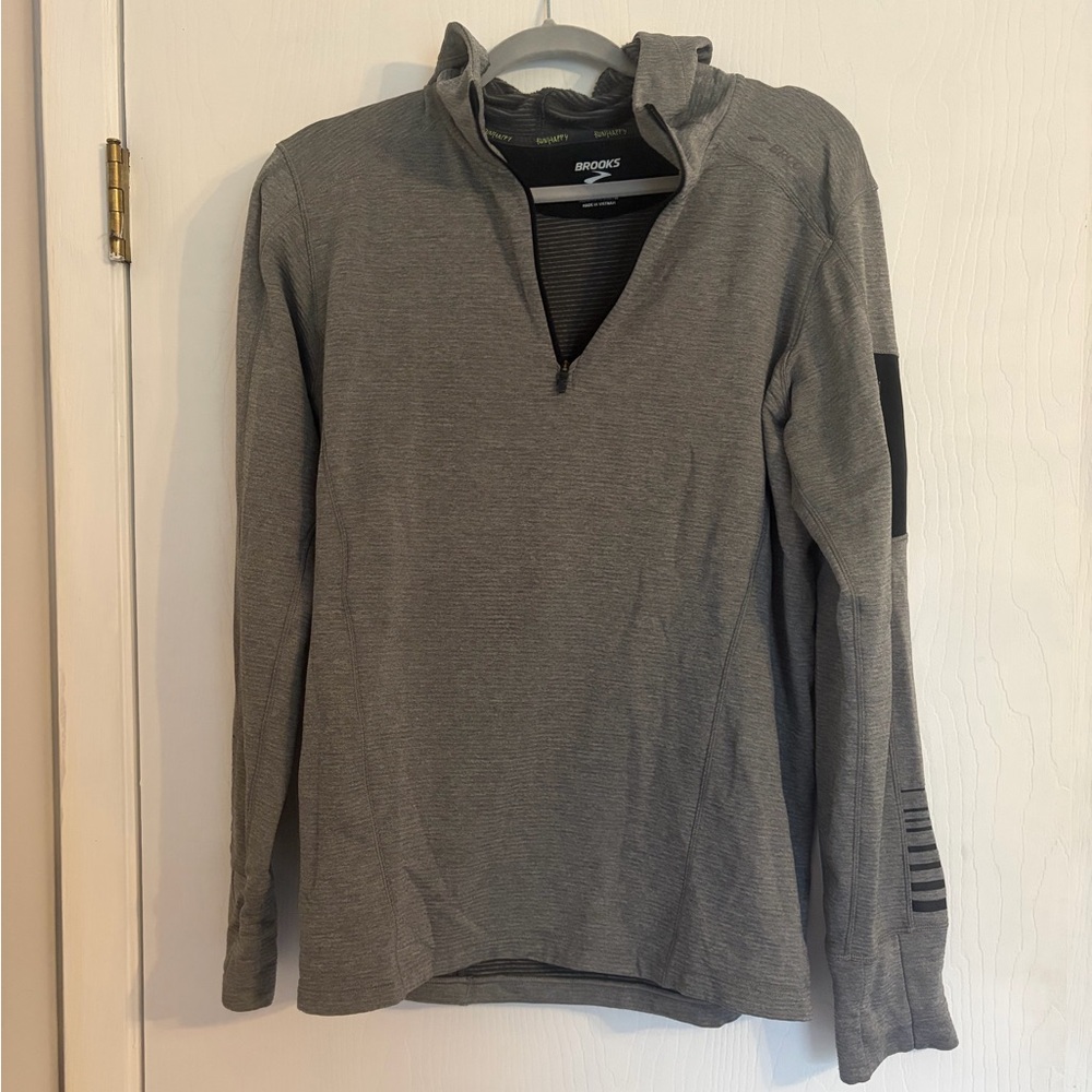 Brooks Heather Gray Long-Sleeve Quarter-Zip Hoodie